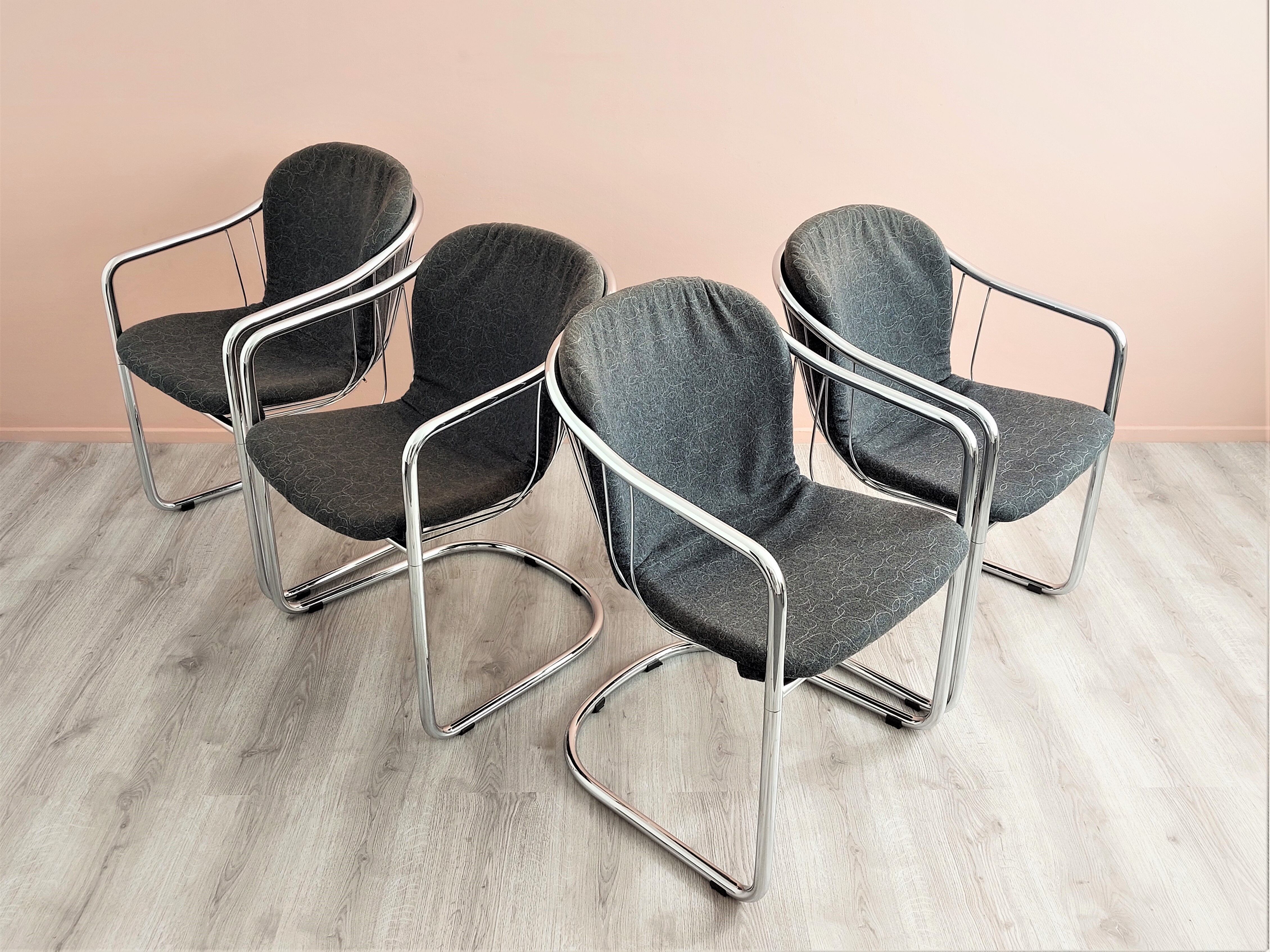 Chrome wire dining chairs by gastone rinaldi, 1970's.