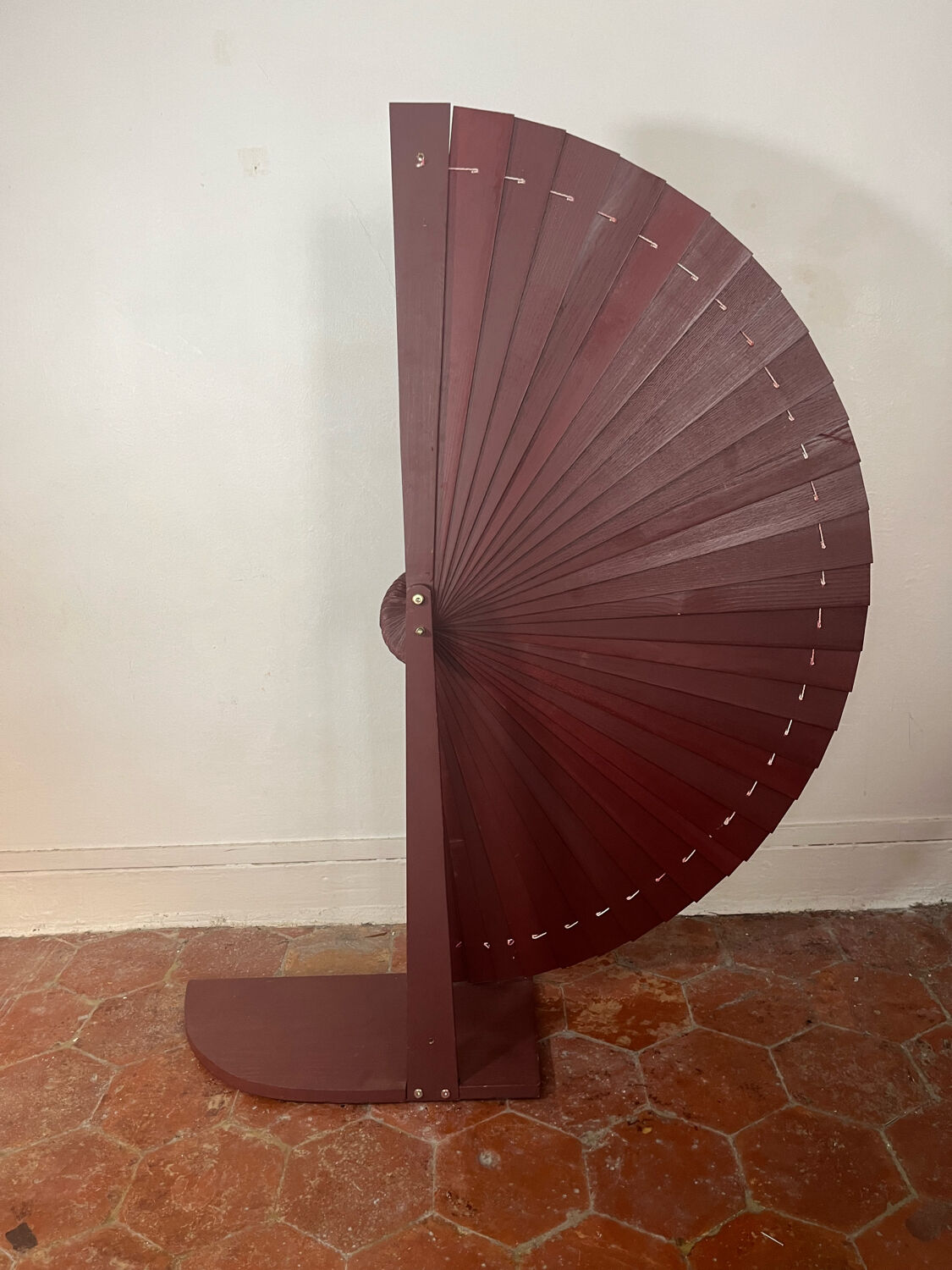 Modular space separator screen