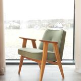 Fauteuil vintage vert l'olive bouclé model 366