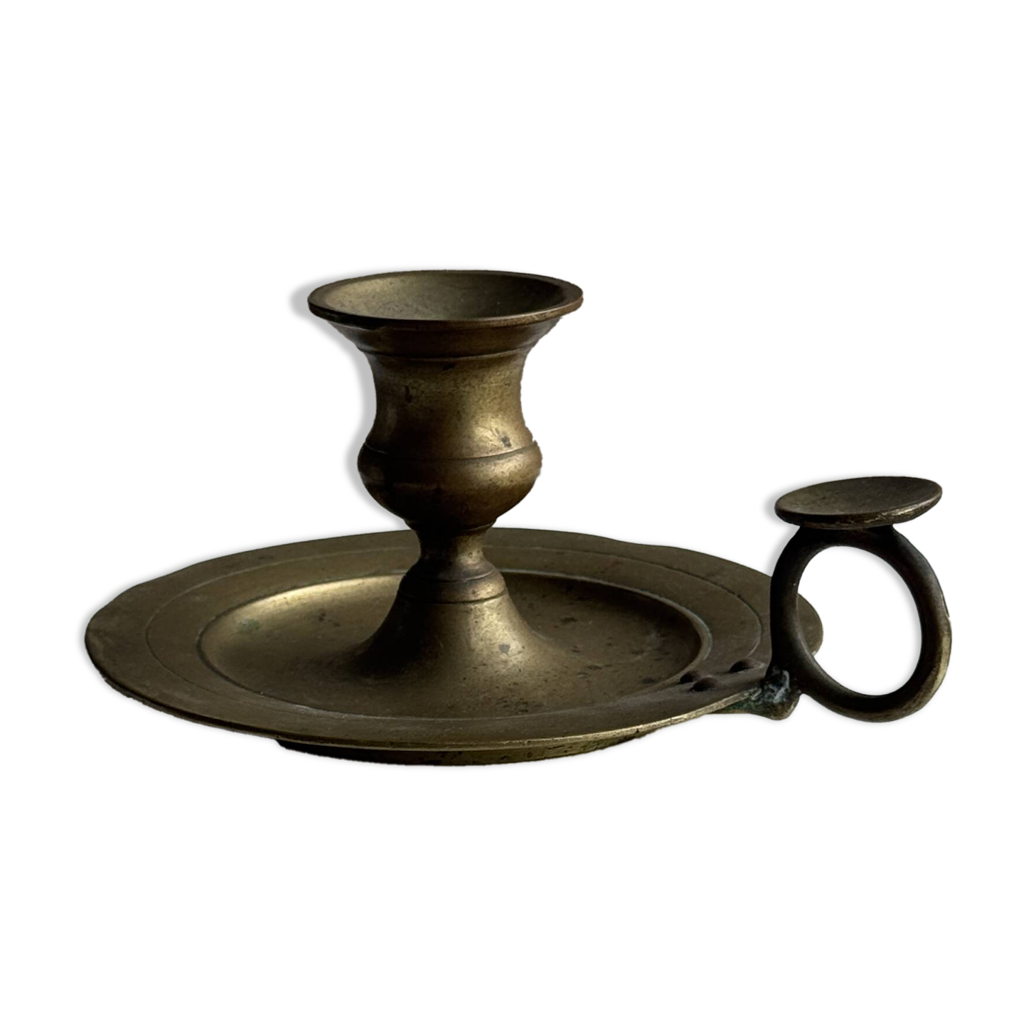 Antique gold hand candlestick with a handle fixed by 3 rivets H8 D13