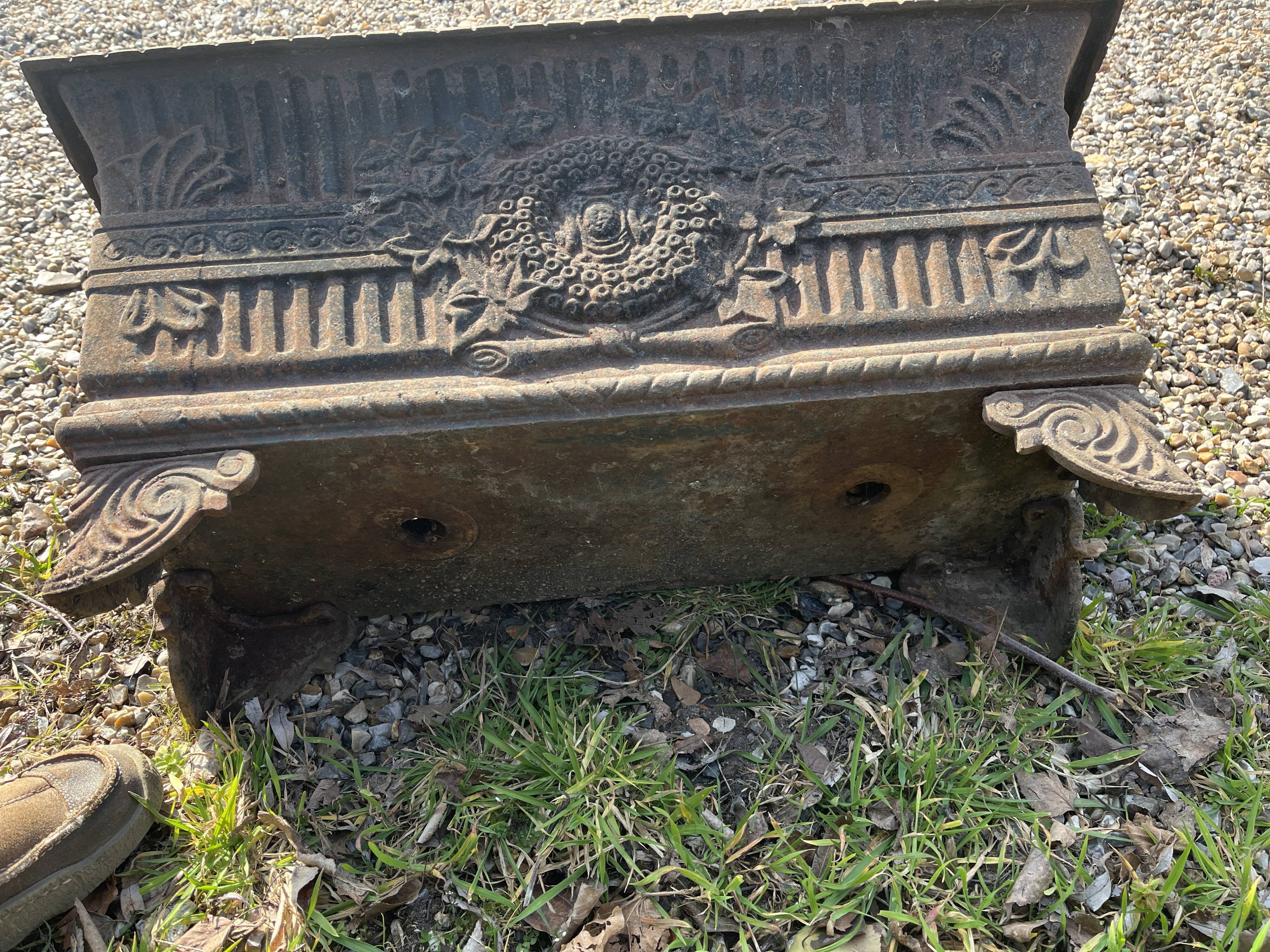 NIII cast iron planters