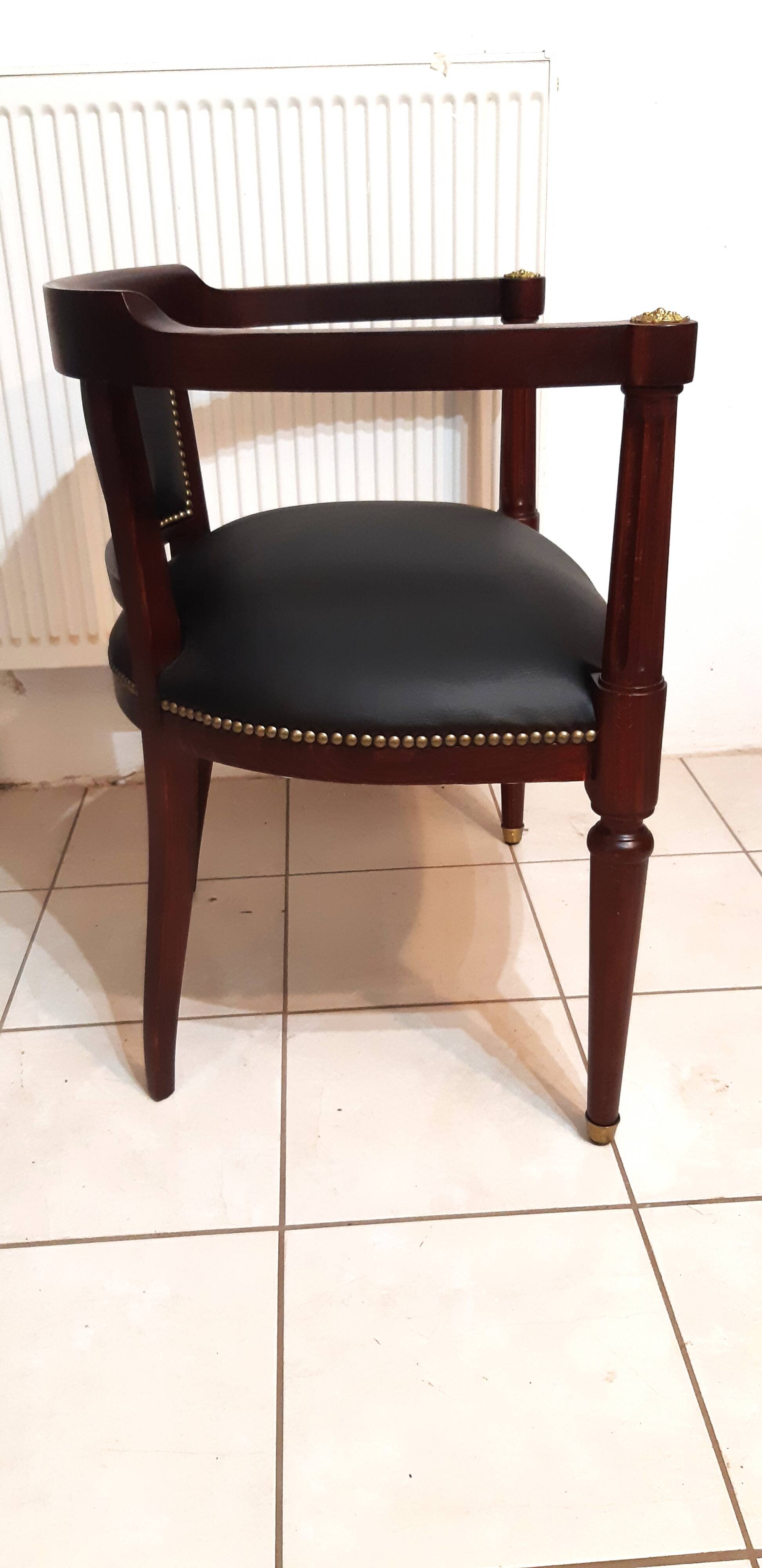 Louis XVI style office chair, mahogany, late 19th century, restored to new condition