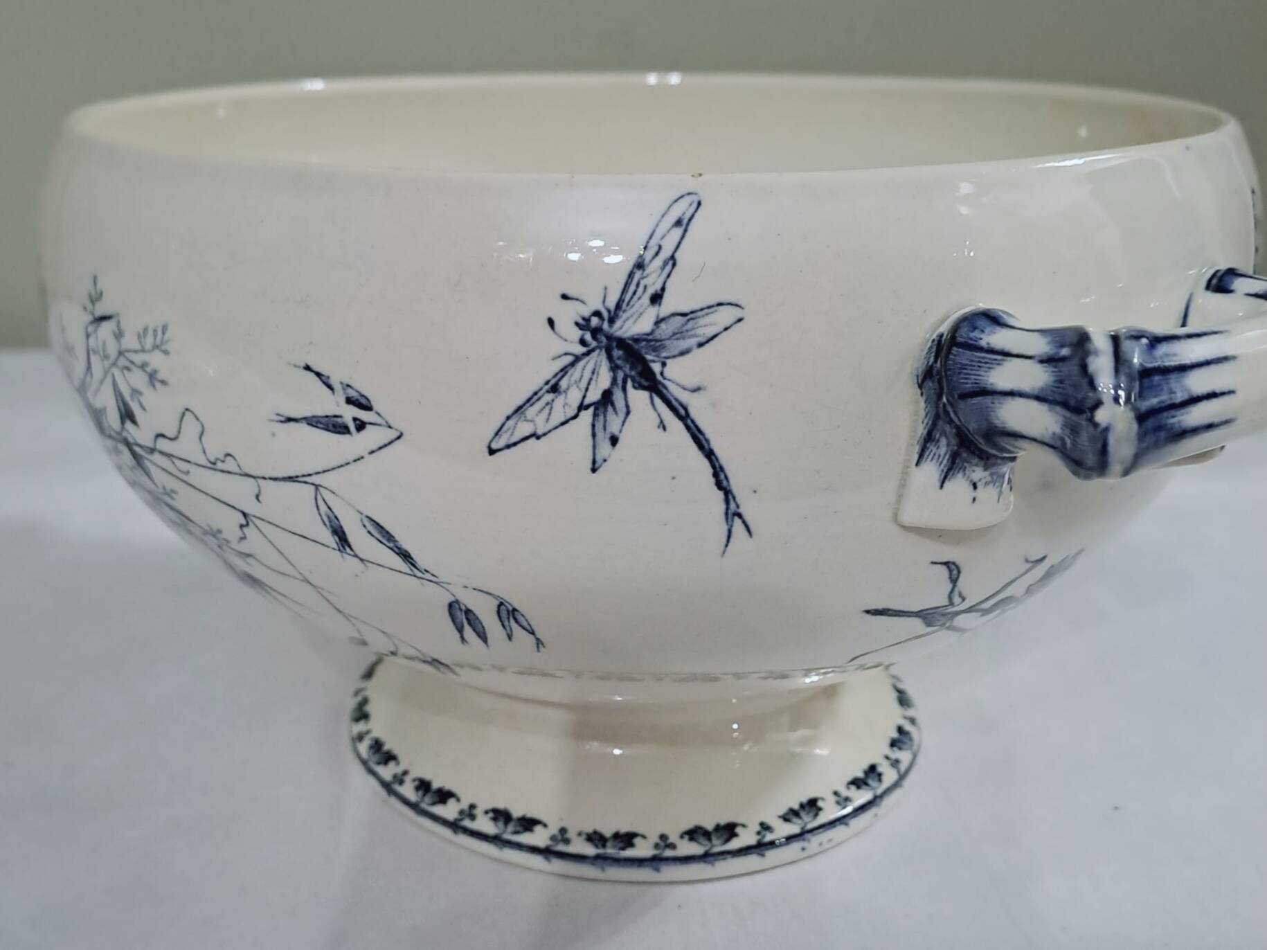 Soupière Sarreguemines modèle "Carmen"