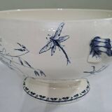Sarreguemines "Carmen" model soup tureen