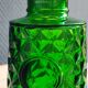 Carafe à whisky vintage en verre vert moulé pointe de diamant