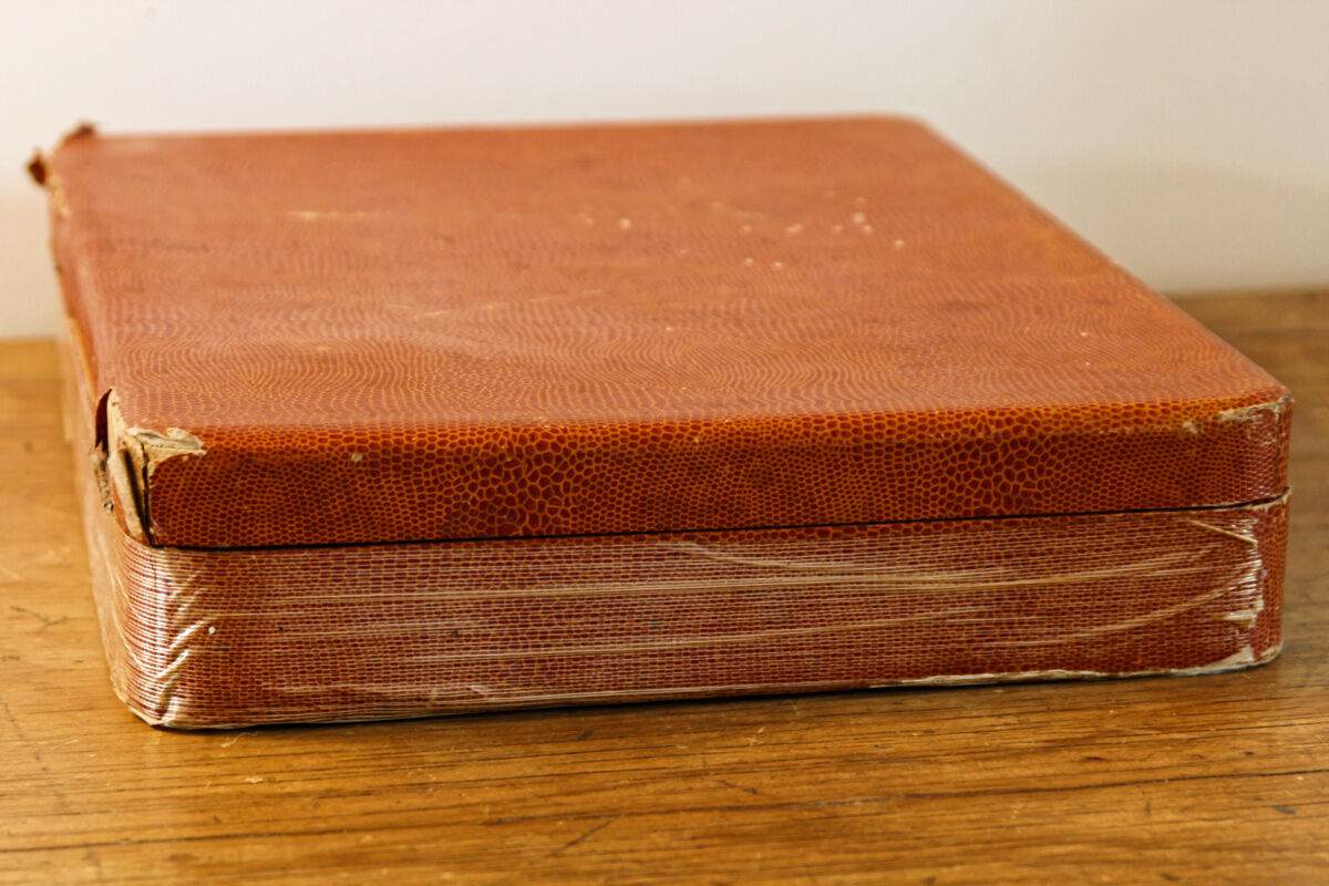 Art Deco cuttlery in silver metal