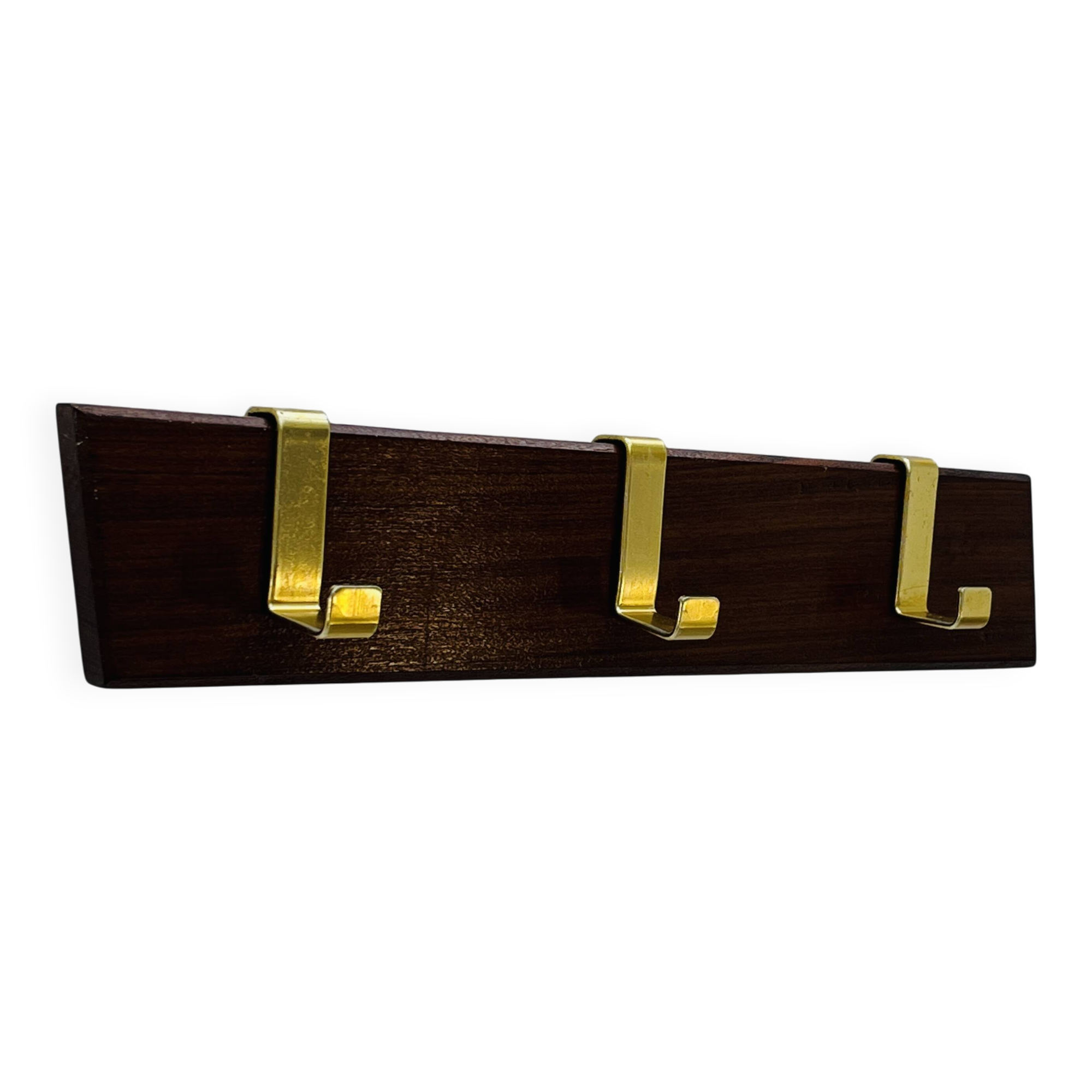 Vintage wooden and brass coat rack with 3 hooks from the 1960s.