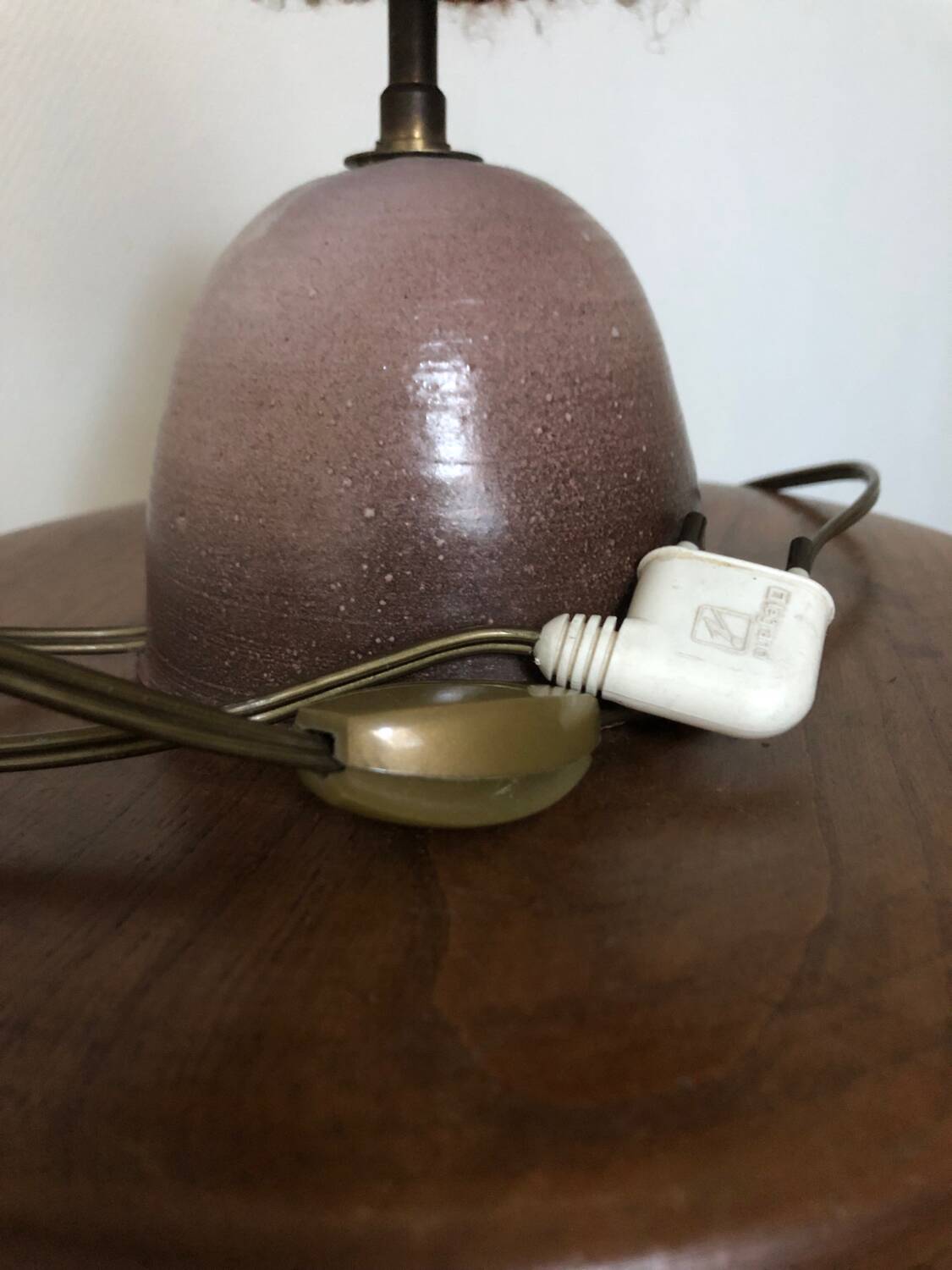 Ceramic and wool lamp
