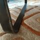 Table basse en bois cintré