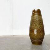 Footed vase in West German pottery, mid-century WGP by Bay Keramik, 1960s.