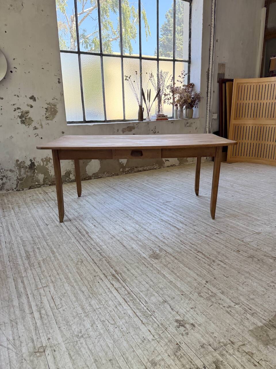 Beech and pine farmhouse table with spindle legs 170 cm