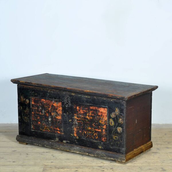 Coffre de mariage d'art populaire, vers 1850