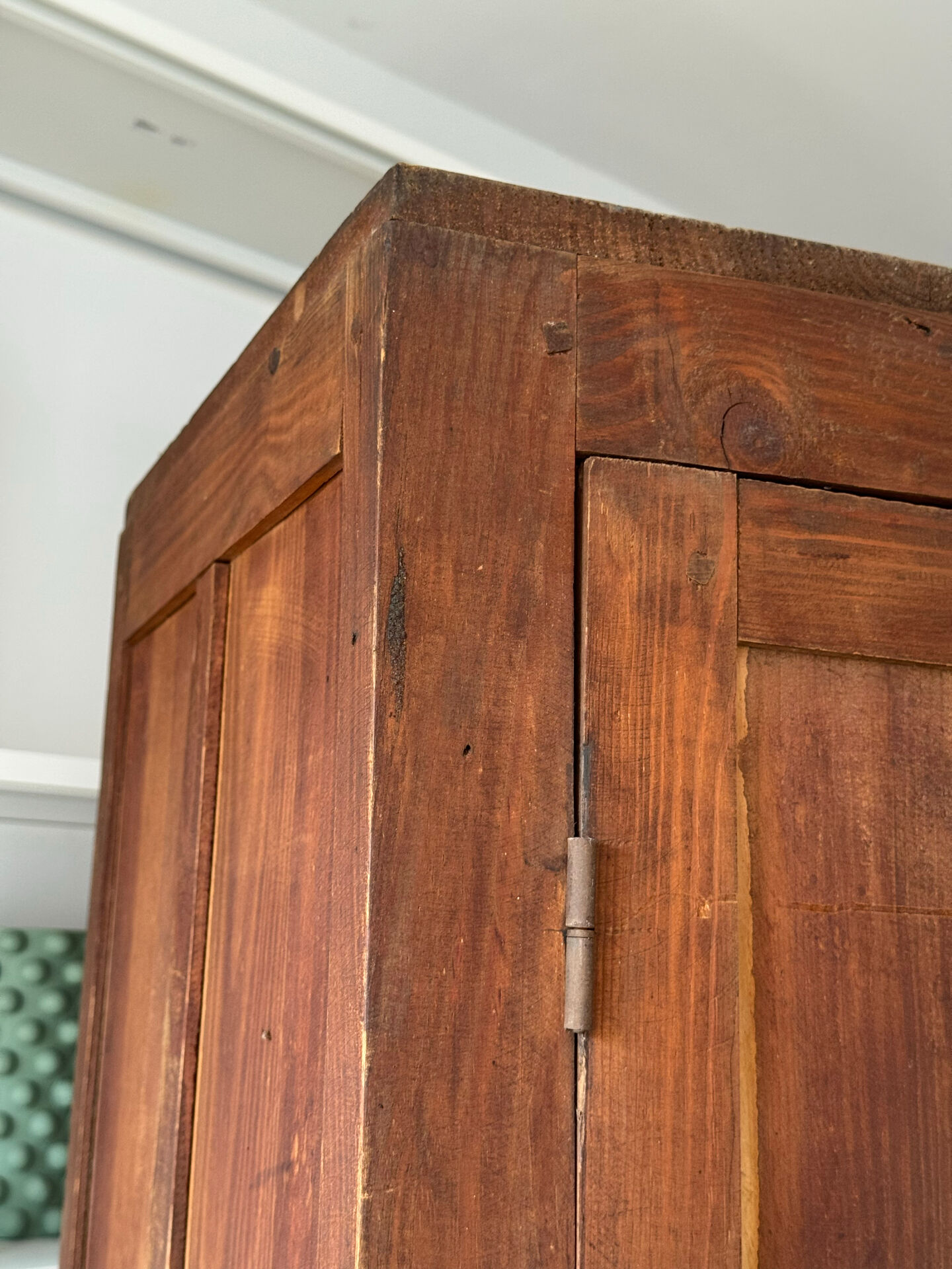 Standing men's wardrobe - Parisian style - vintage