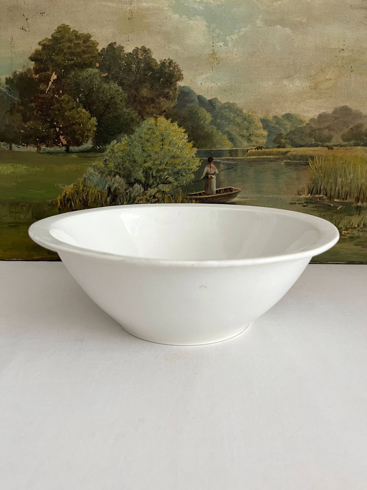 White ironstone salad bowl from Creil and Montereau, Lebeuf Milliet