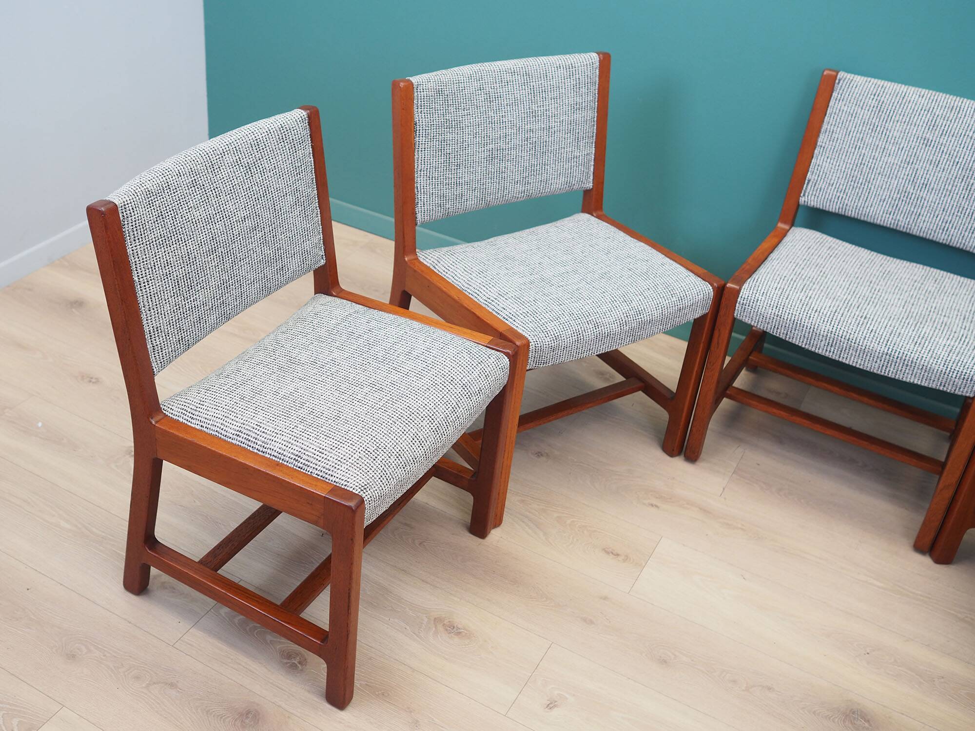 Set of five teak chairs, Danish design, 1970s, production: Denmark