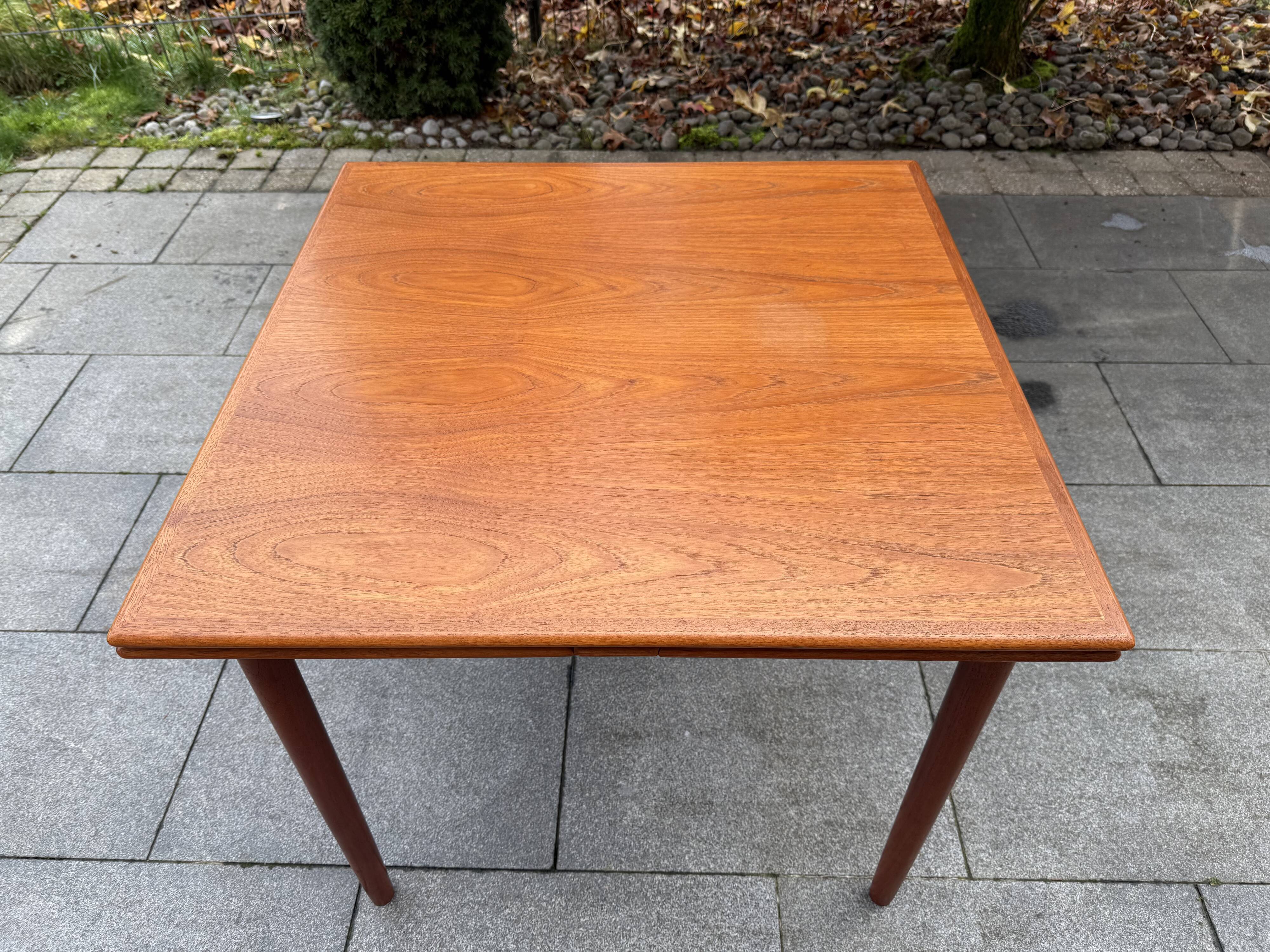 Scandinavian dining table NIELS O MOLLER JL MOLLER, Denmark 1960
