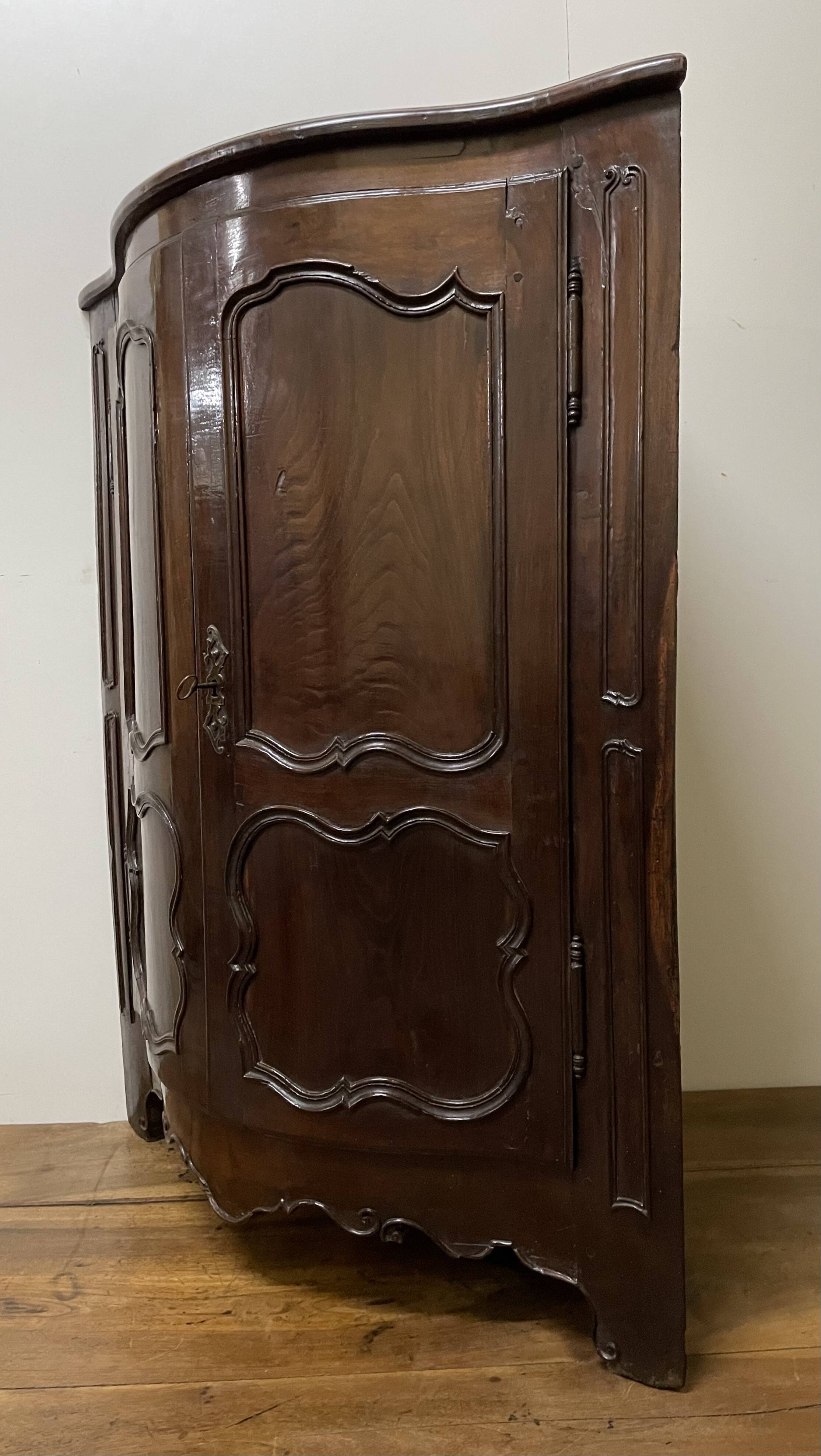 Crossbow Facade Corner