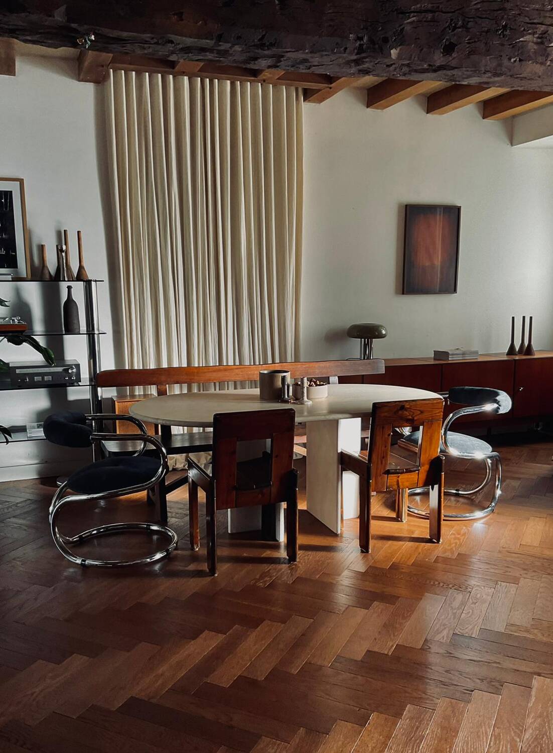 Table à manger Roche Bobois en travertin italien – Années 70/80