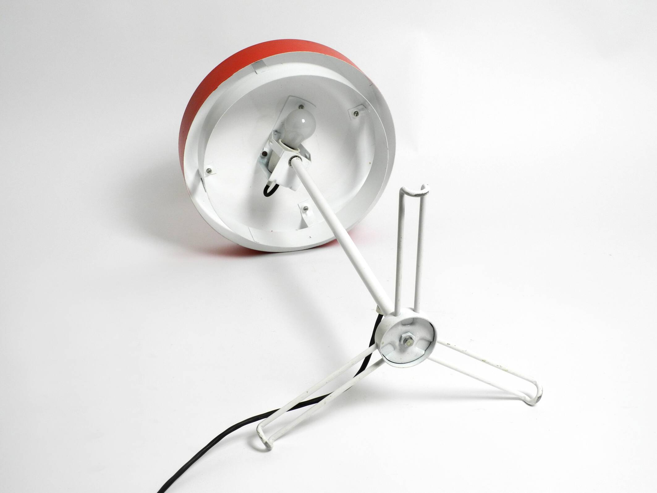 Rare mid-century metal patio floor lamp in very good original condition