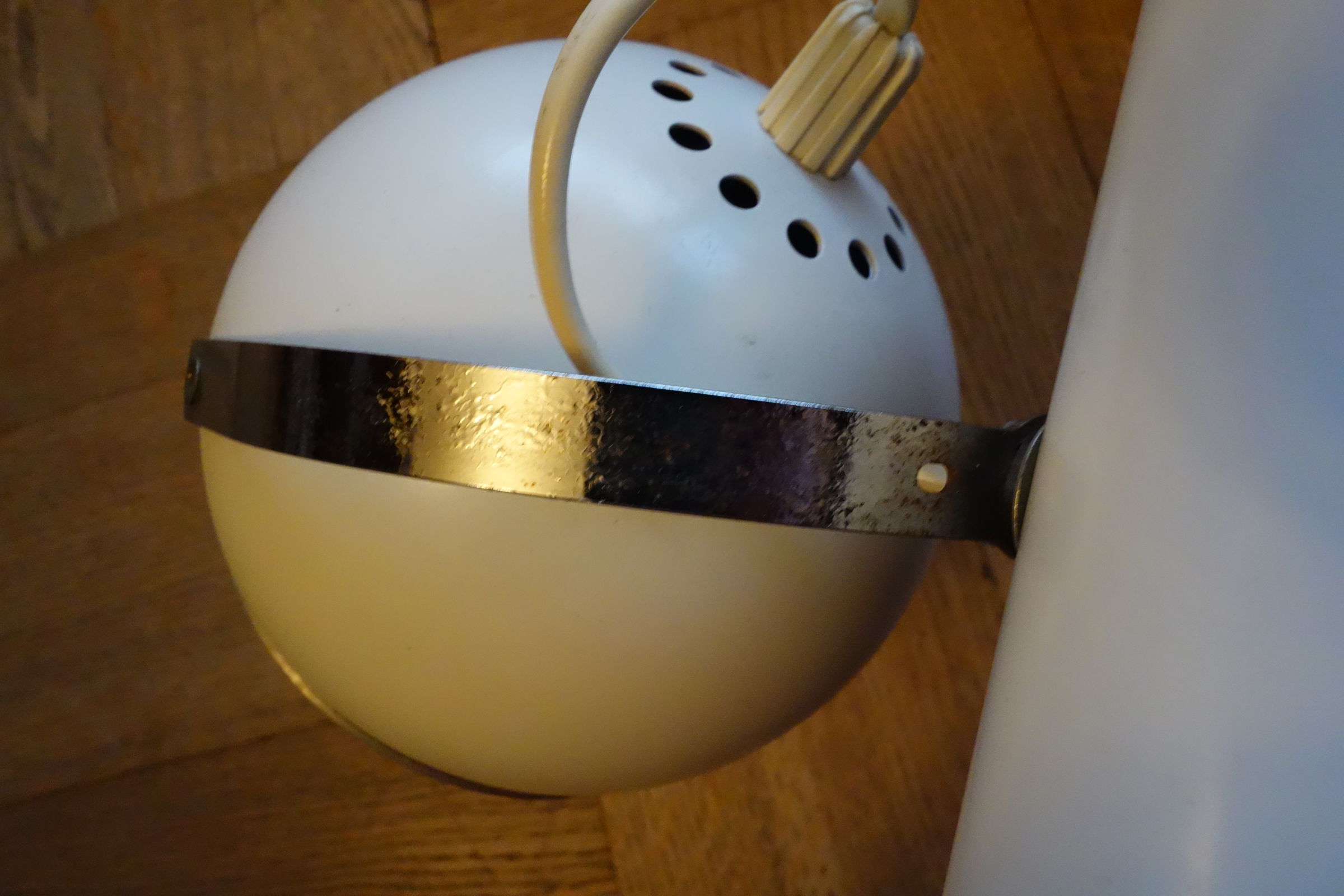 Hanging Aluminor Eyeball 1970 3 balls white