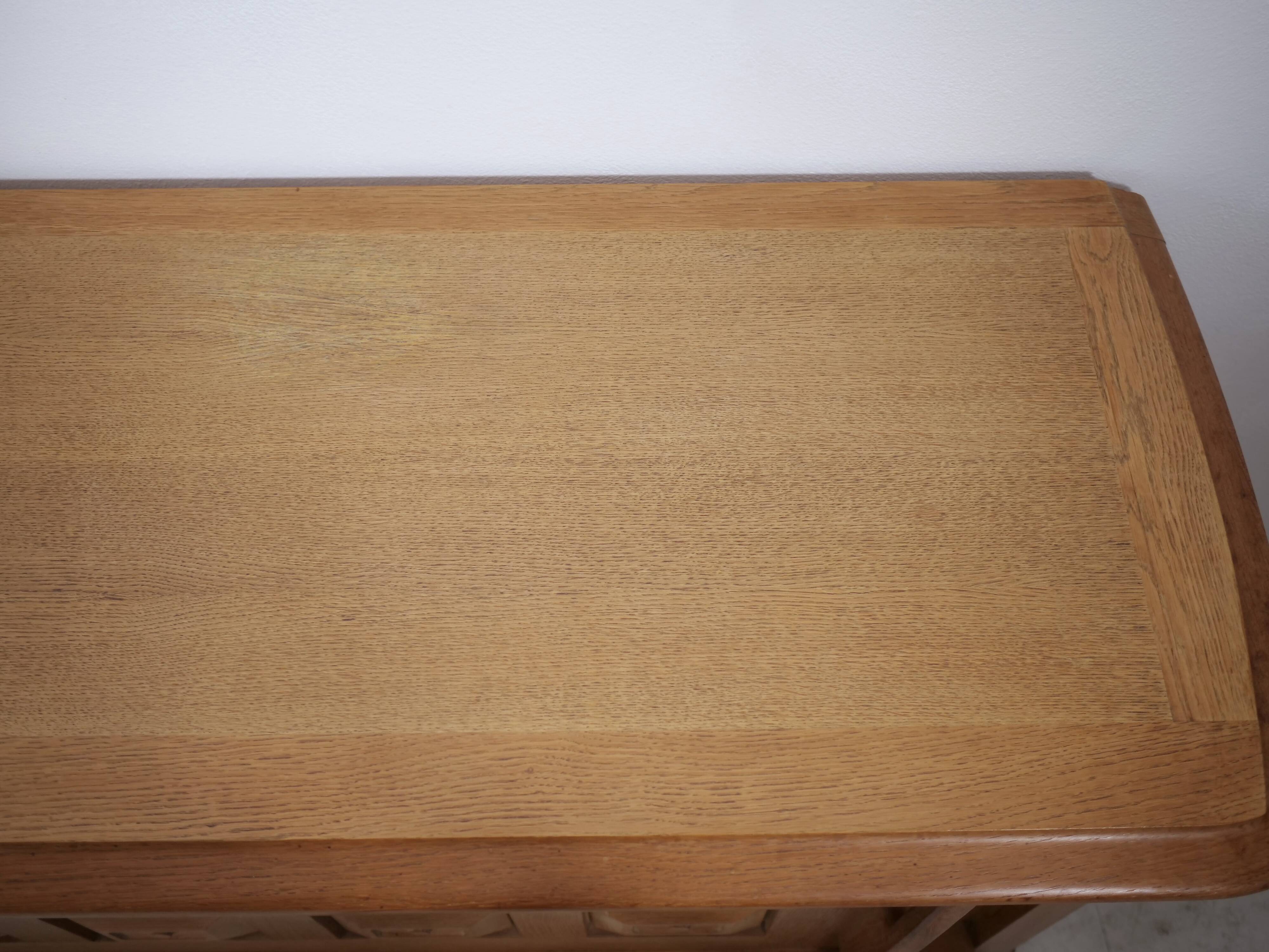Guillerme and Chambron oak sideboard in light wood in a brutalist style.