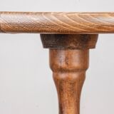 Antique pedestal table