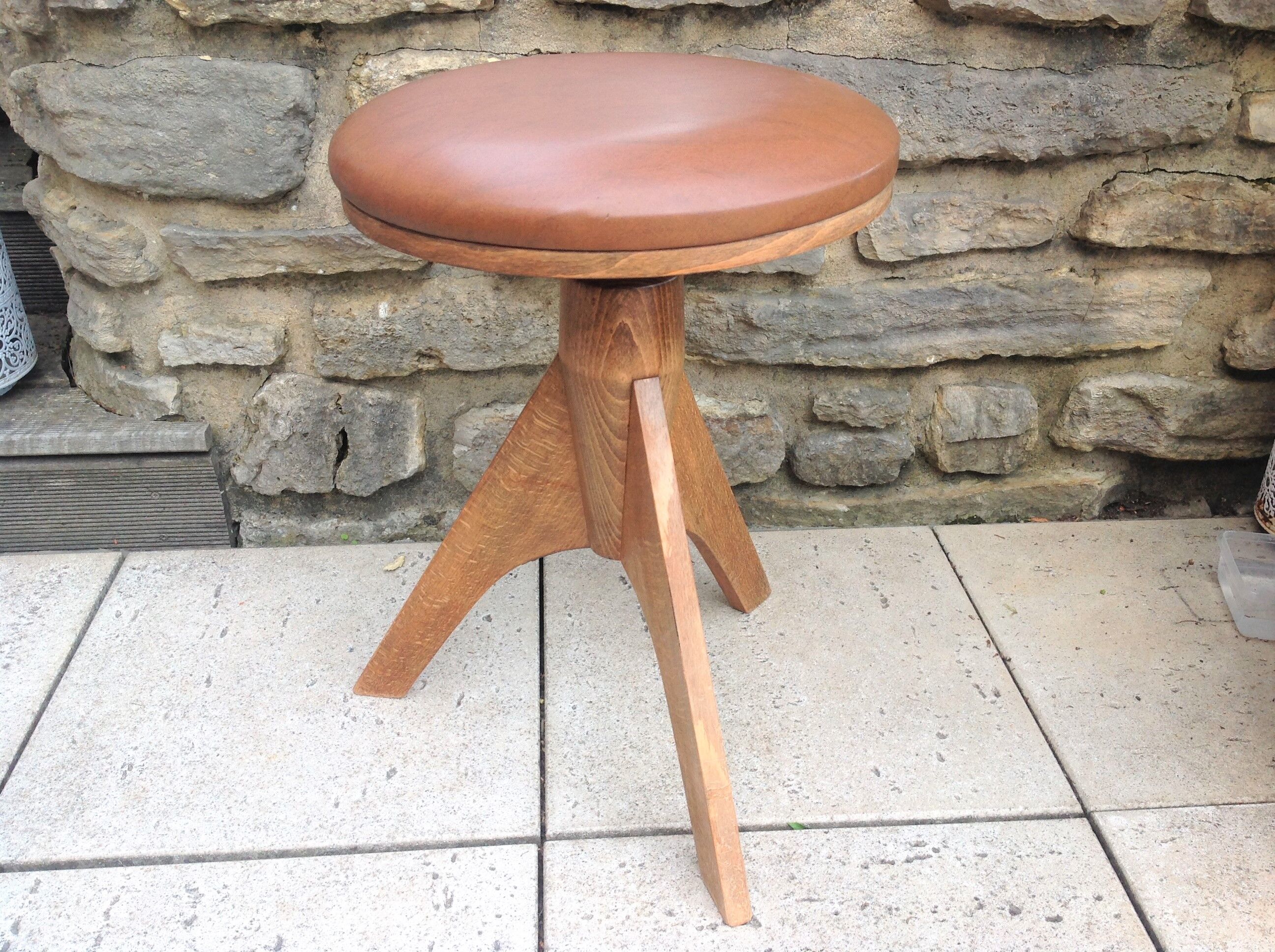 Vintage tripod foot piano stool 60s-70s