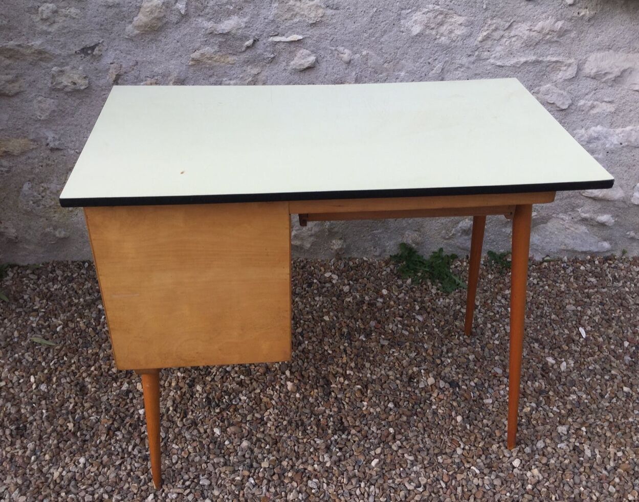 Baumann desk