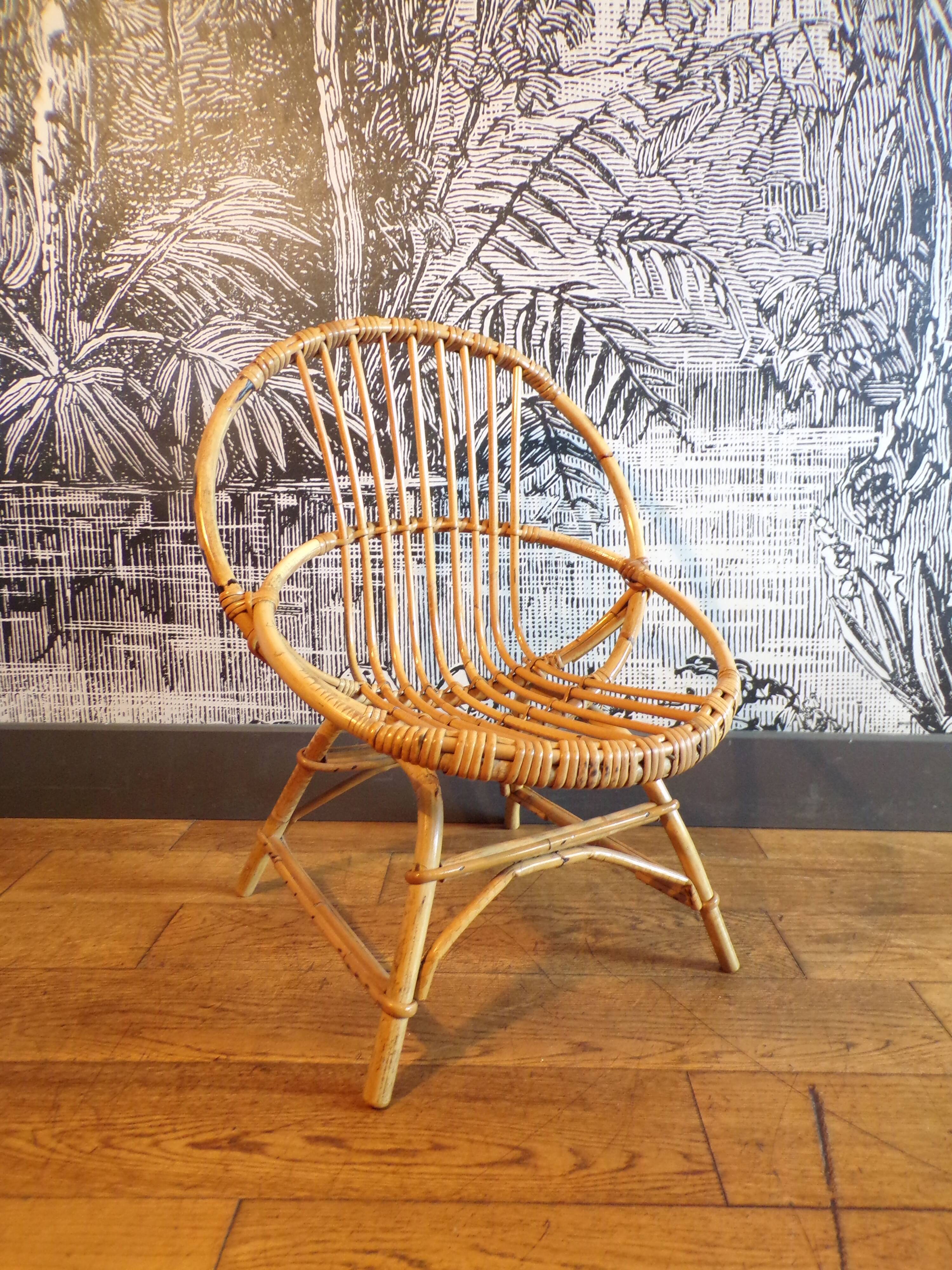 Children's rattan basket chair
