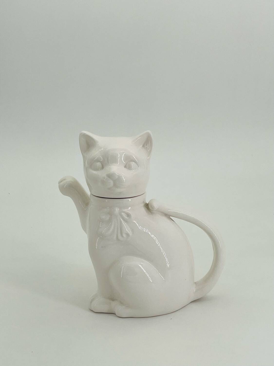 Théière chat en porcelaine année 70