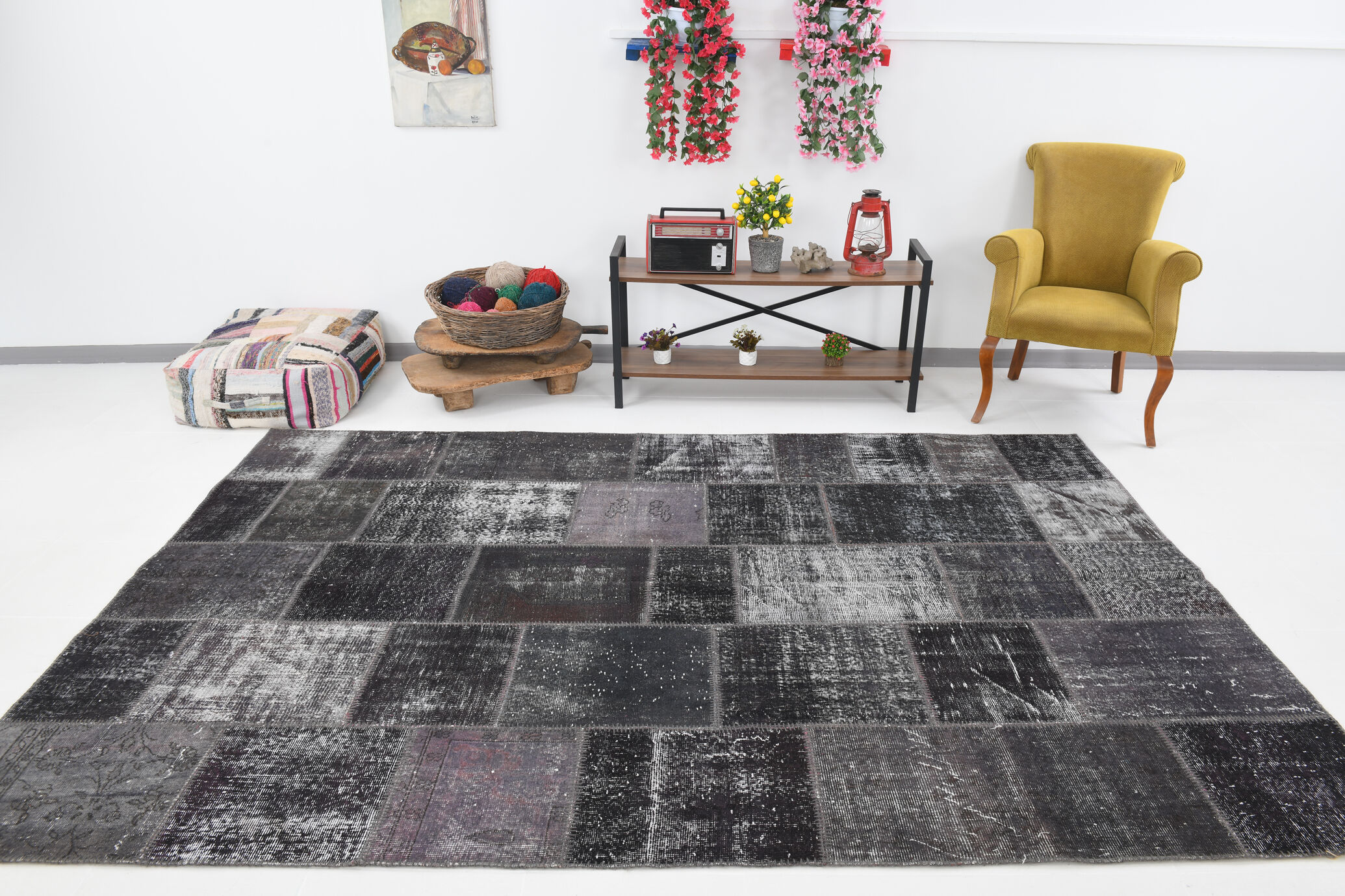 7x10 distressed black & gray vintage rug, 299x203cm