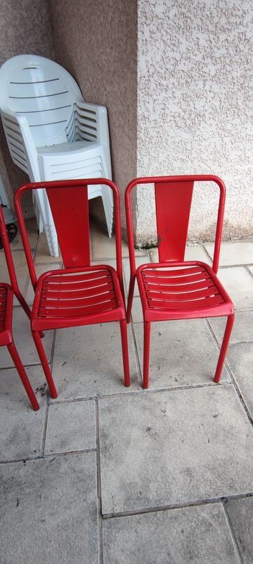 Chaises tolix modèle T4
