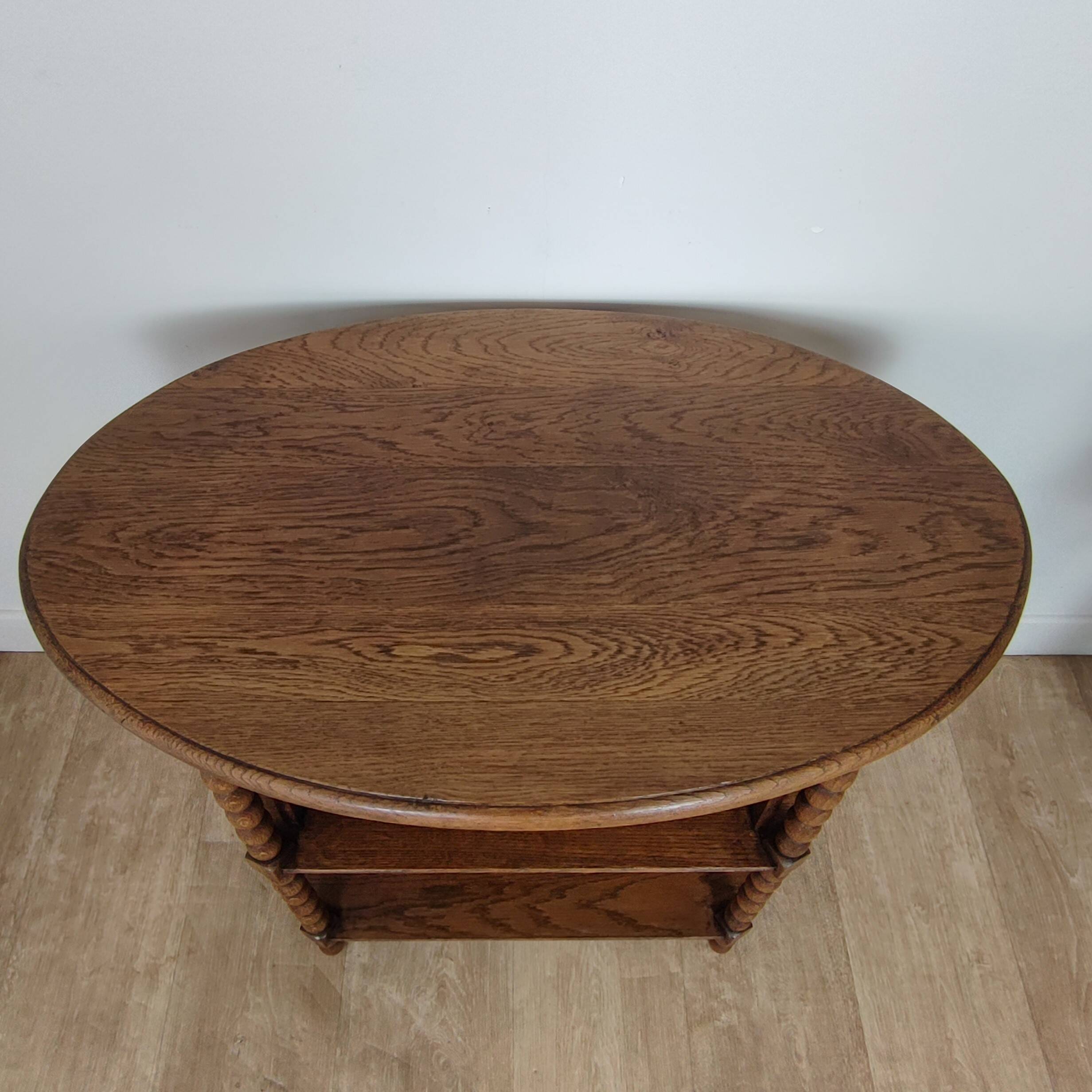 Pedestal table, oak side table