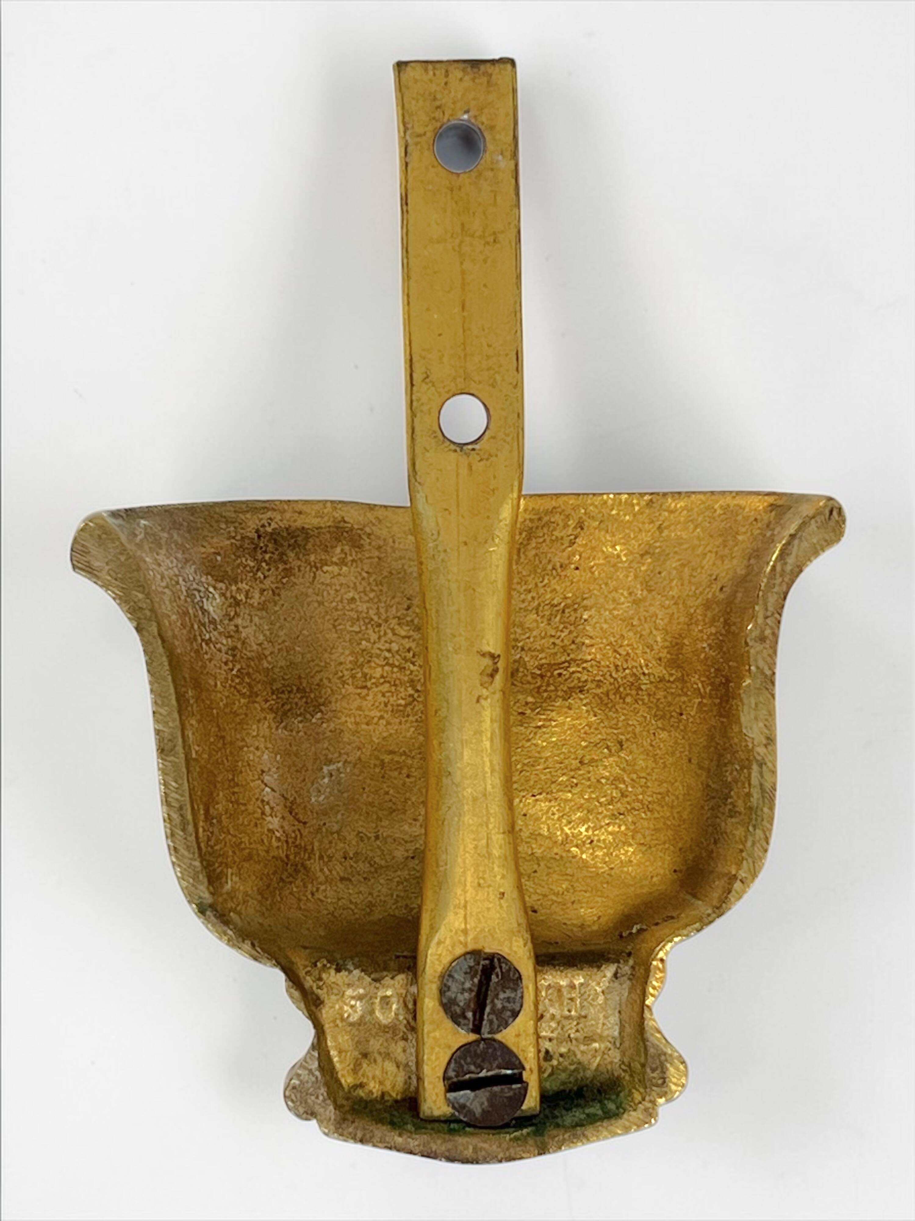 "Palmette" Art Deco Wall Light – Bronze signed Vasseur VH no. 5027 & Ezan Glass