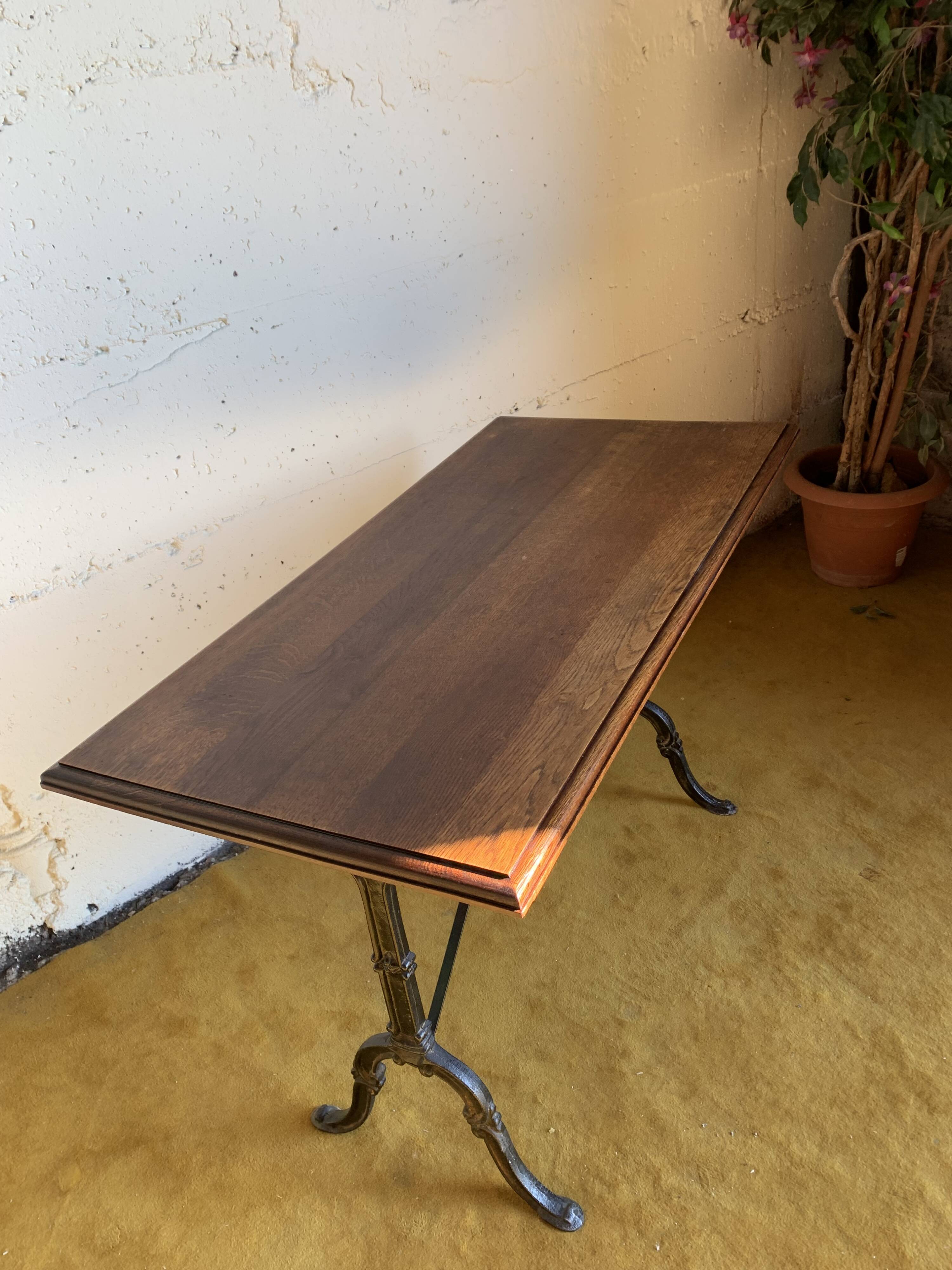 Bistro table for 4 people