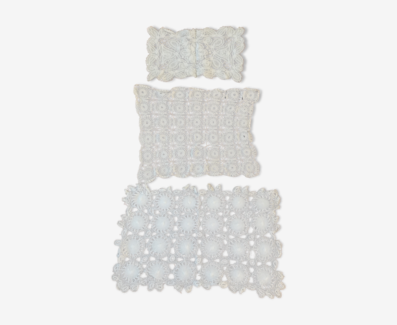 Lot de 3 napperons petits anciens faits main
