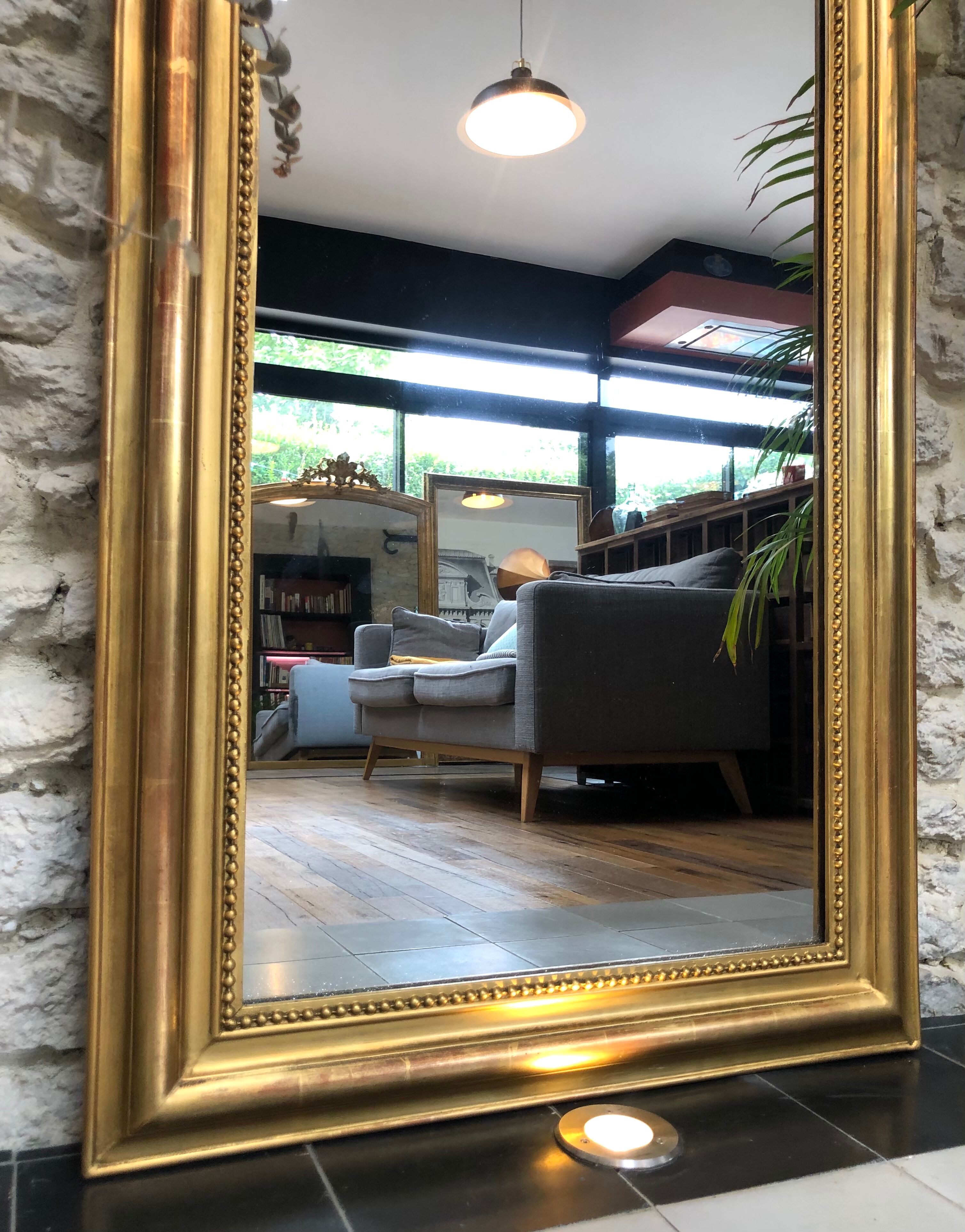 Louis-Philippe pearl mirror, presence gilding with gold leaf, mercury ice 127cm/74,5cm