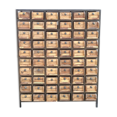 Armoire en métal avec tiroirs en bois