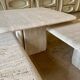 Ensemble de 3 tables basses en travertin de Claude Berraldacci