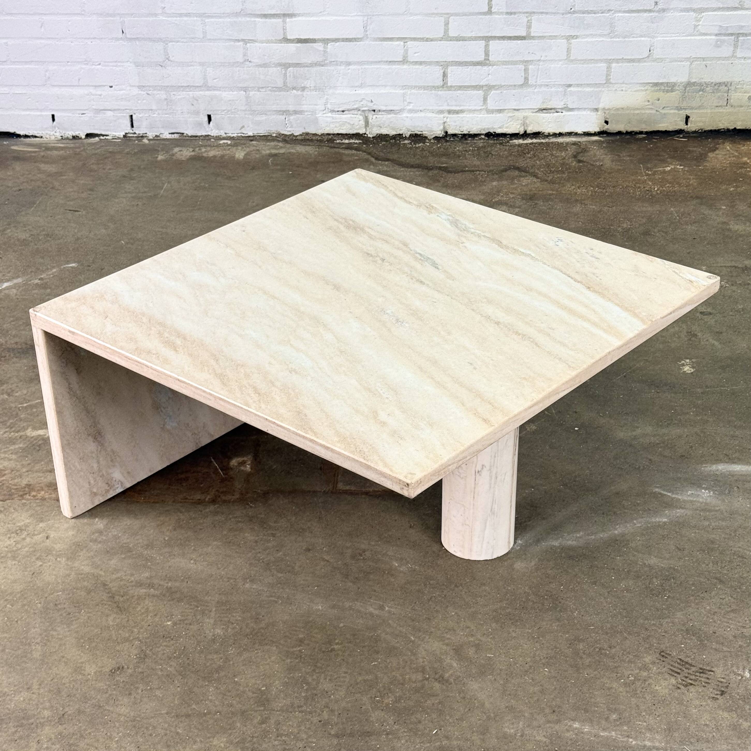 Table basse en marbre italien Palissandro