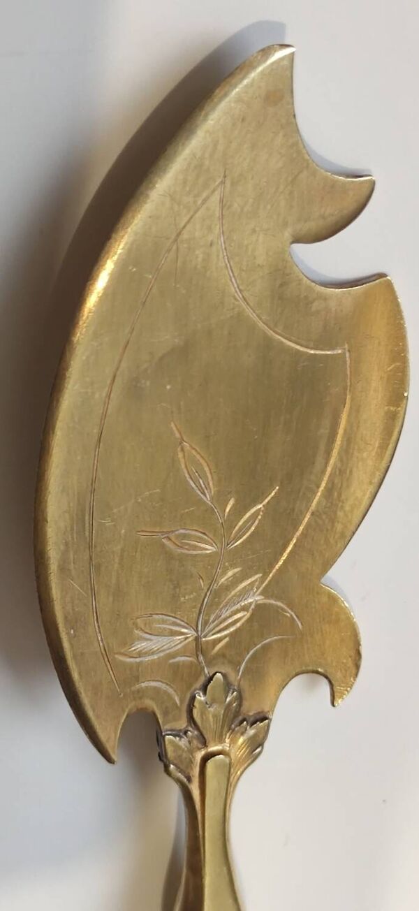 Ancien service  à dessert mignardises 4 pièces argent gaufré poinçon minerve