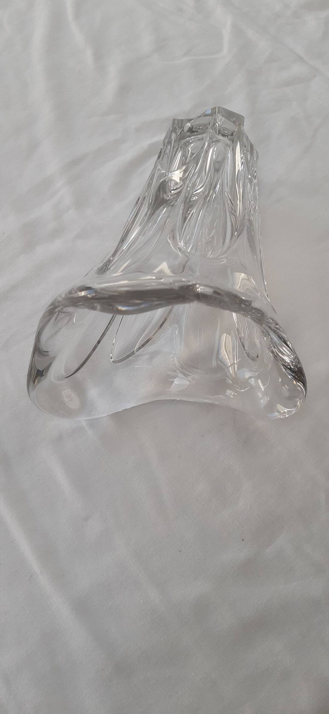 Small tulip-shaped crystal vase