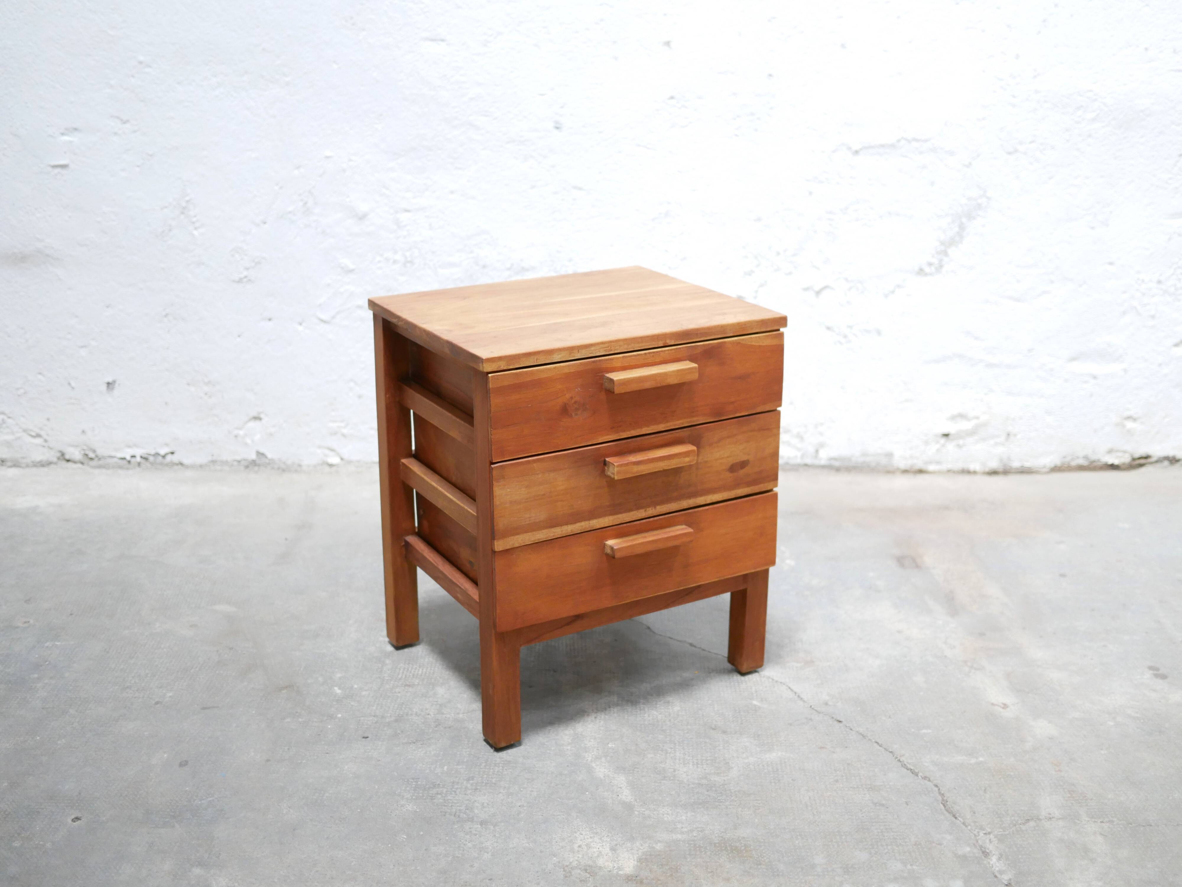 Meuble d'appoint chevet vintage en bois