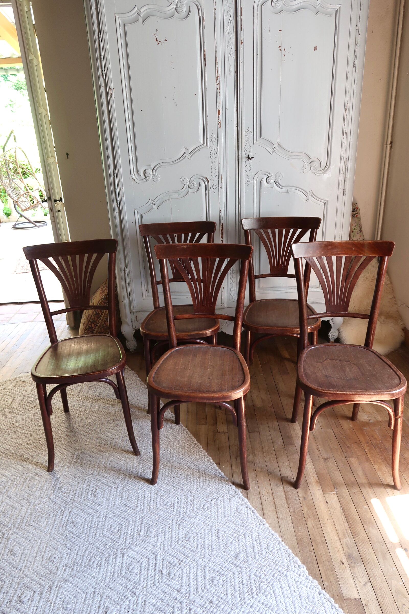 Lot de 5 chaises bistrot