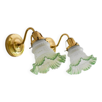 Appliques en verre, classiques modernes danois, lumières murales en verre et laiton scandinaves.