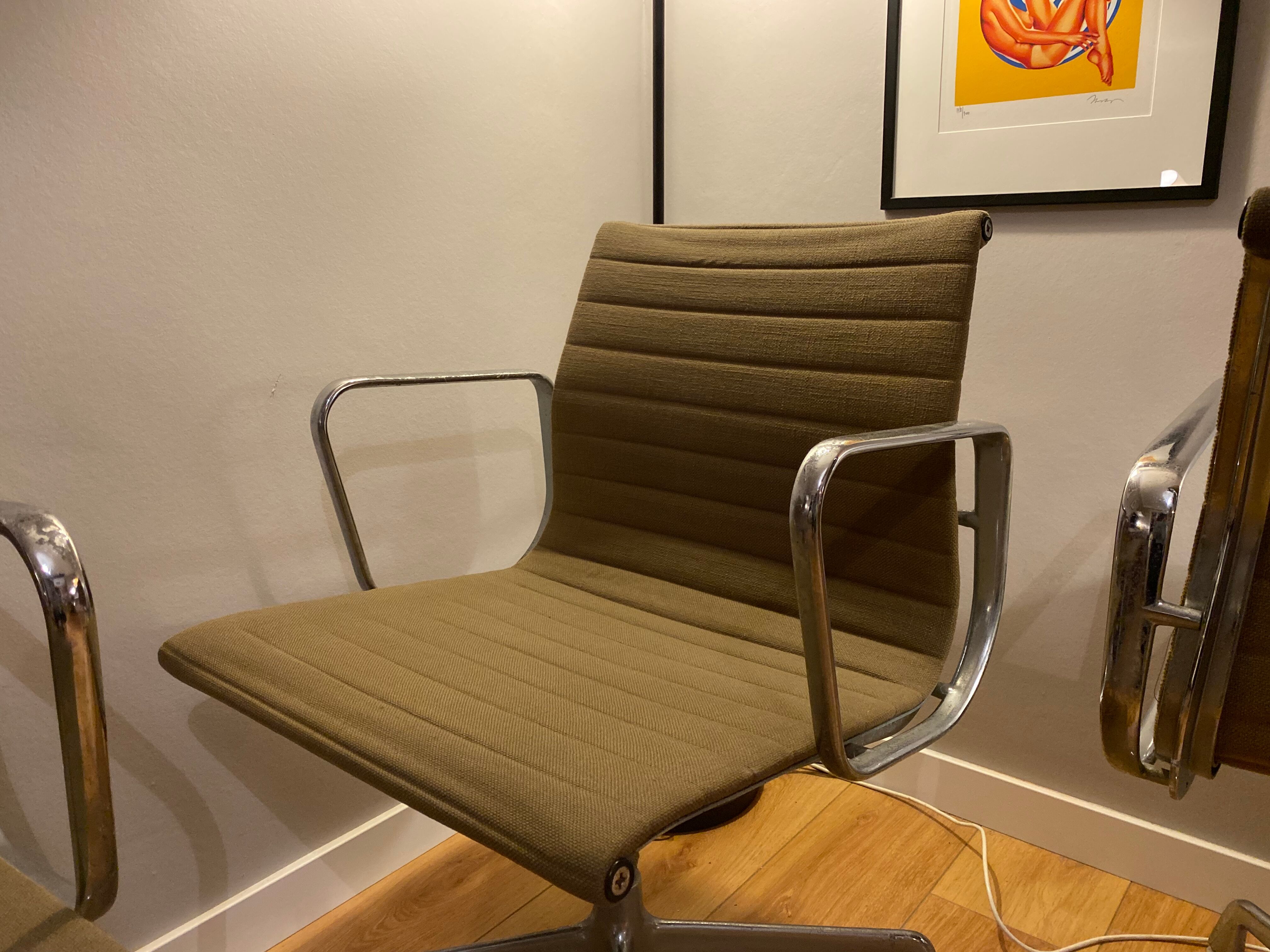 3 Eames EA 107 Chairs