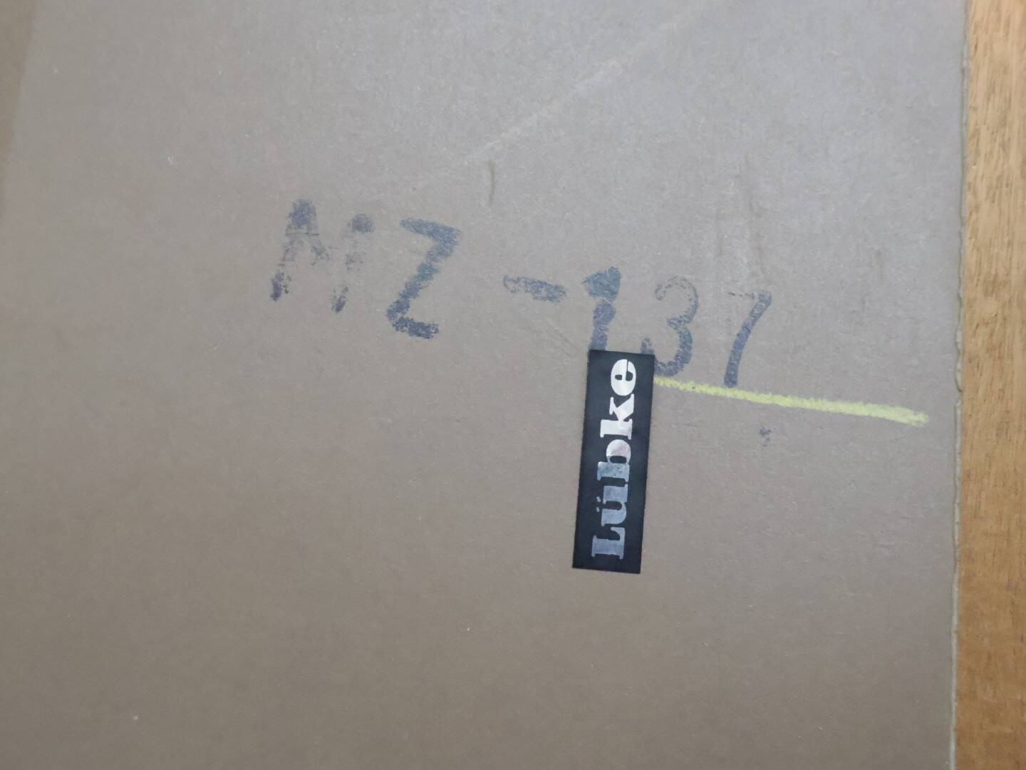 eettafel Lubke notenhout verlengbaar ovaal