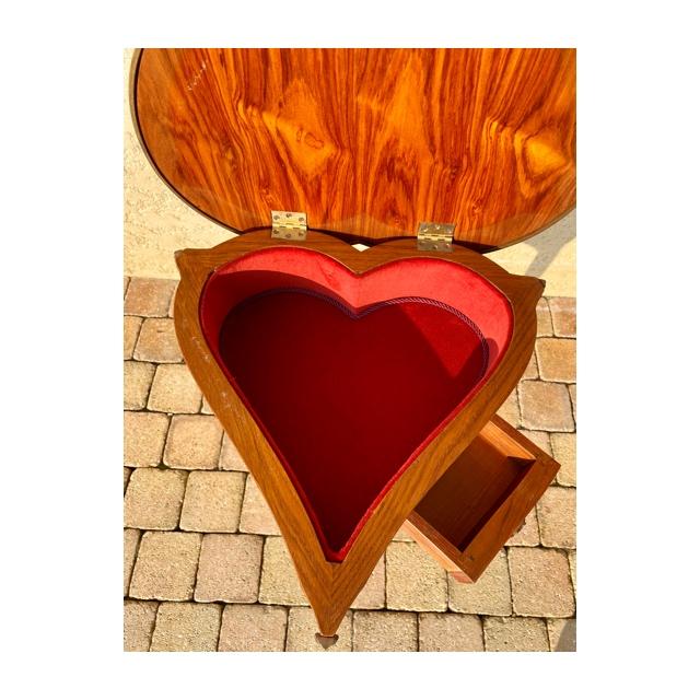 Table form heart in style Louis XV marquetry