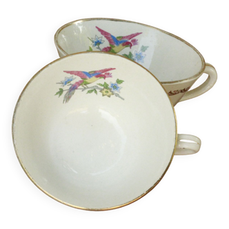 Lot de 2 anciennes tasses