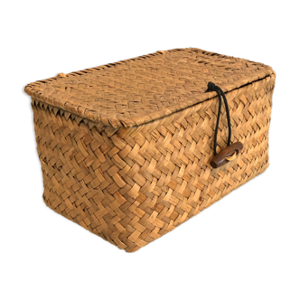 Natural basket